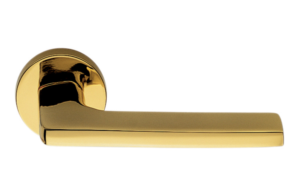 Дверная ручка Gira Oroplus на розетке округлой формы для дизайна Colombo