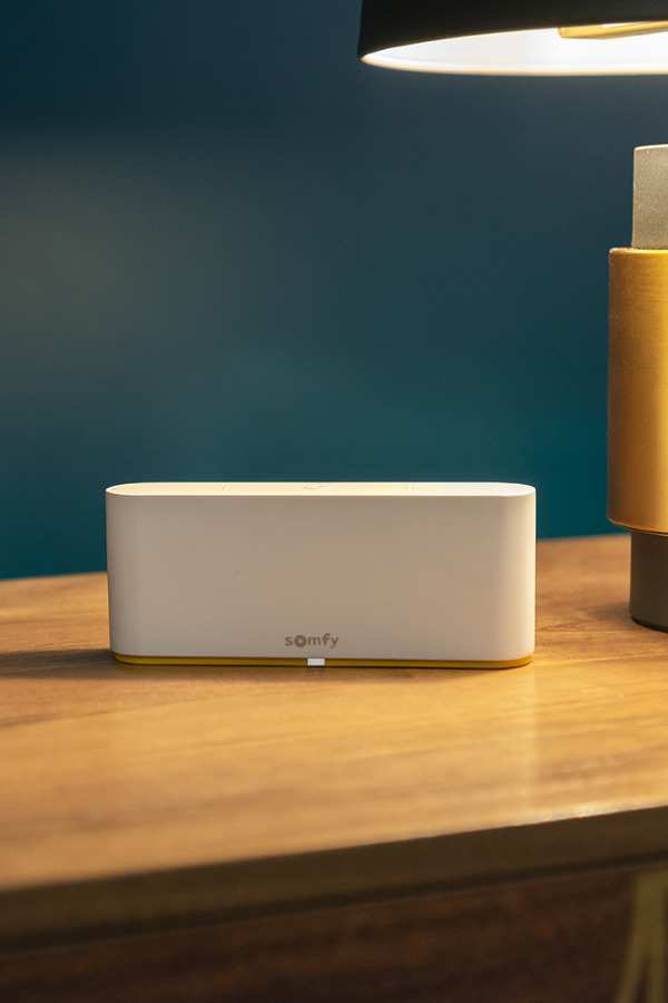 TaHoma Switch Somfy Box Hausautomation verwaltet alle Ihre angeschlossenen Geräte auf 3 Arten