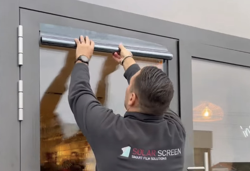 CLARITY 333 XC SOLAR SCREEN – Transparente Außenfensterfolie