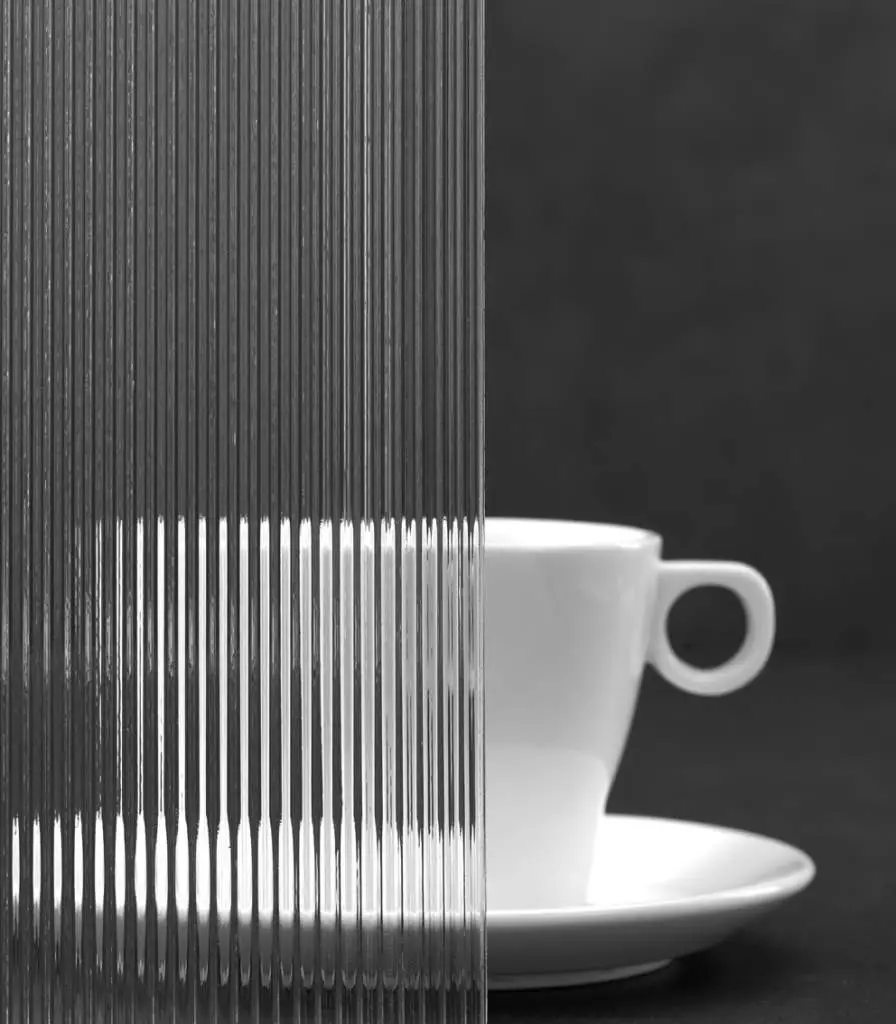 VOGUE SOLAR SCREEN - Dekorative Glasfolie - Vintage Lamelleneffekt