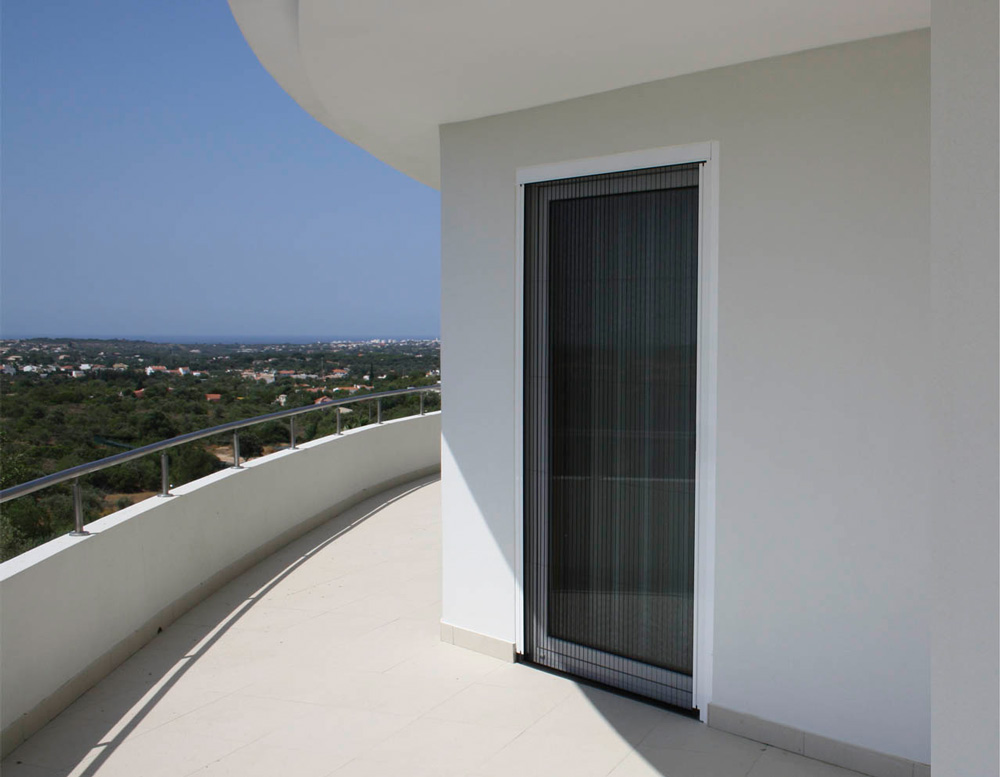 Nastro Velcro Zanzariere Westerwald-Shop - Zanzariera Per Finestra, Autoadesiva, 5,5 M X 1 La Finestra Sul Cortile