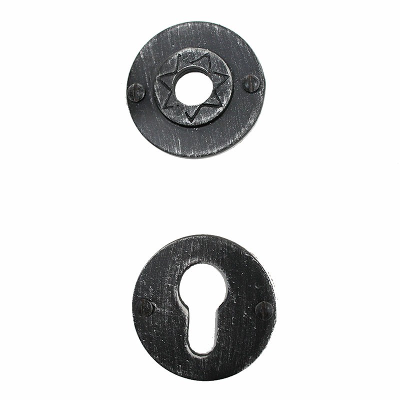 2037 Maniglia Appuntita in Ferro Battuto per Porte su Rosetta Lorenz Ferart