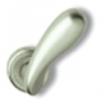 Coppia di Maniglie Ghidini Modello Golf OCS M18 con Rosette e Bocchette