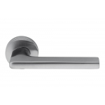 Gira Cromo Satinato Maniglia per Porta su Rosetta del Designer Jasper Morrison per Colombo Design