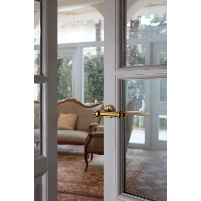 Heidi Linea Calì Maniglia per Porta Classica in Ottone con Rosetta