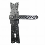 Maniglia Medievale Stretta Ferro Battuto per Porte su Placca 2005 Lorenz Ferart