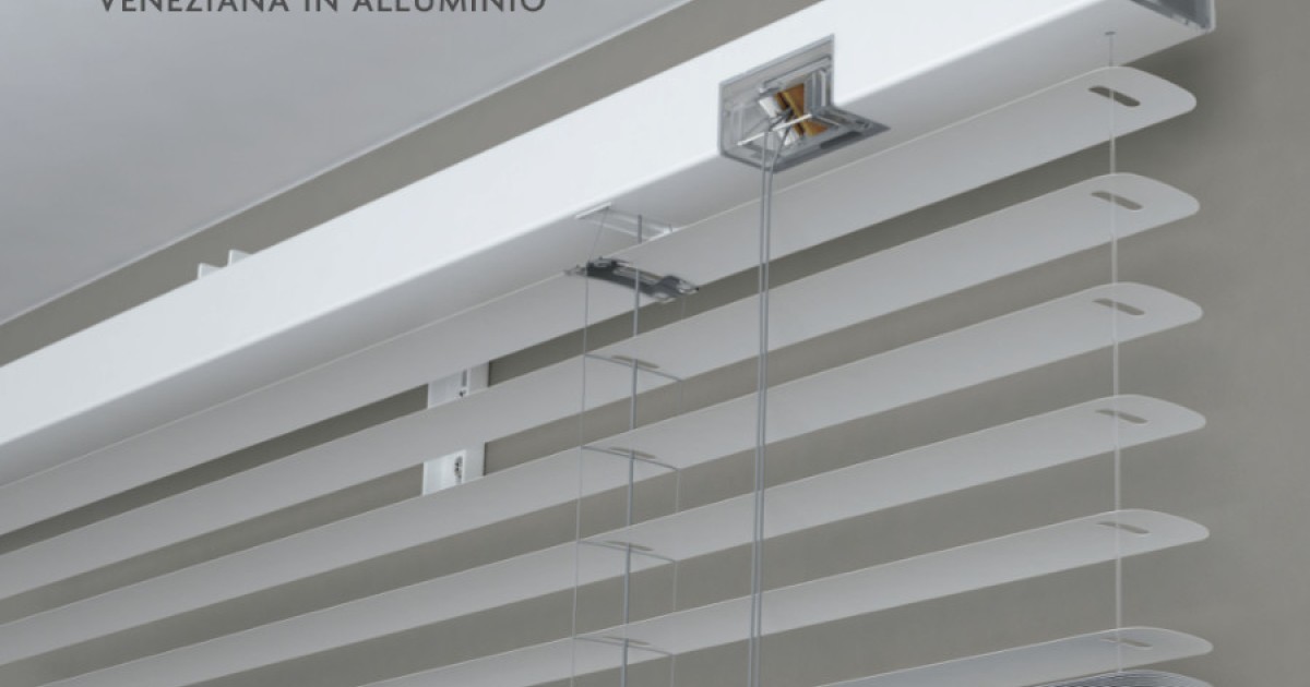 Tenda Veneziana In Alluminio | Lamelle Da 25 Mm Colore Grigio Silver | Altezza Regolabile 180-250 Cm | Per Interni