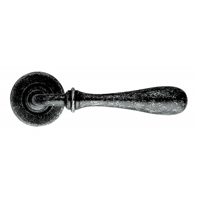 Tosca Ferro Effetto Invecchiato Maniglia per Porta su Rosetta in Stile Shubby Chic Linea Calì